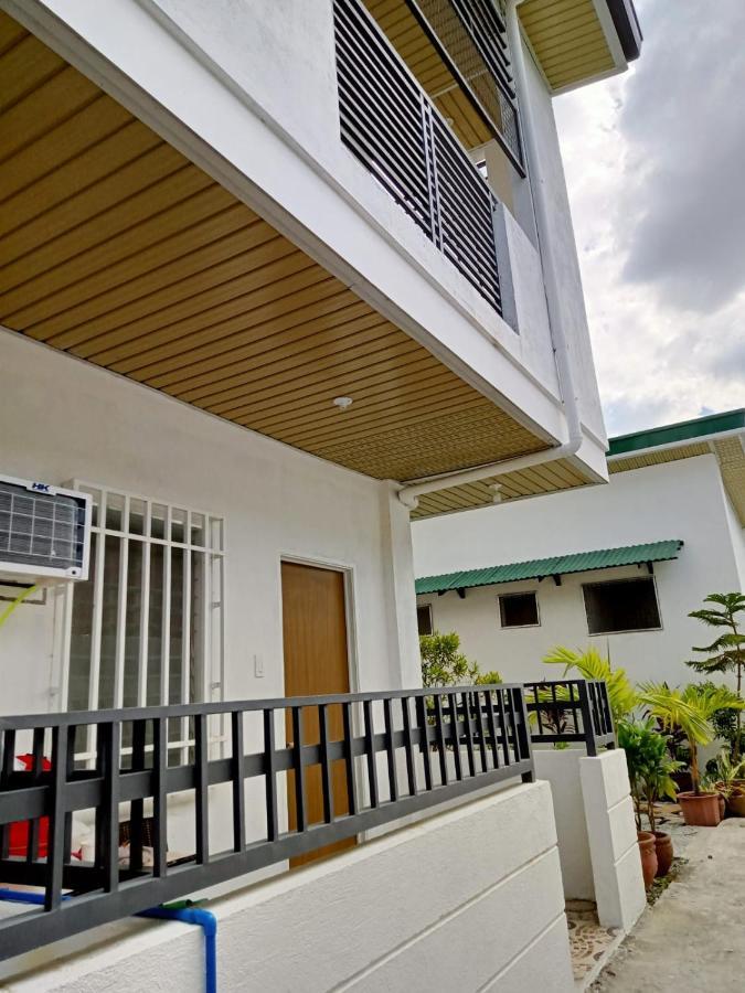 __Aplaridel Inn Suites__ Angeles Exterior foto