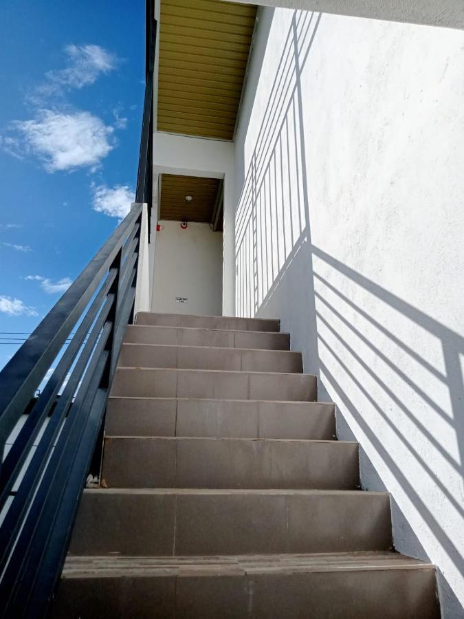 __Aplaridel Inn Suites__ Angeles Exterior foto